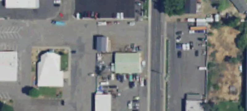 Warehouse with Laydown Yard