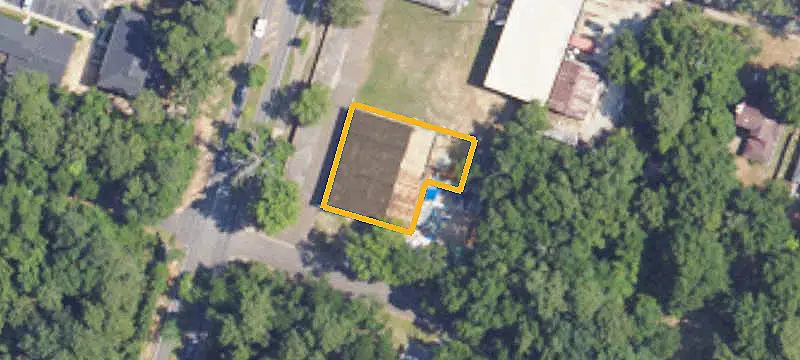 Multi-Parcel Storefront Property