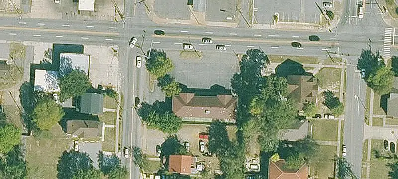 Open-Plan Storefront Property