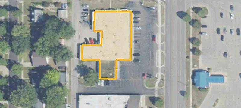 Flex Space with Overhead Door