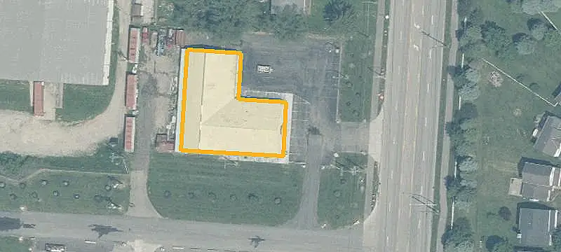 Fenced Flex Space