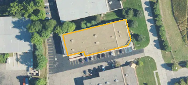 Flex Space with Lab and Offices