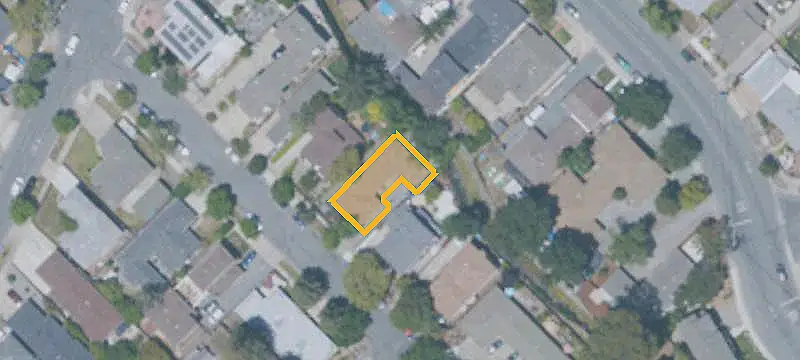 Duplex with Private Outdoor Space