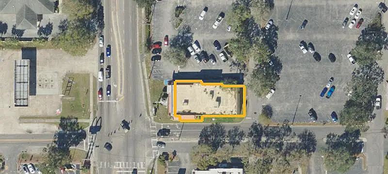Anchored Shopping Center