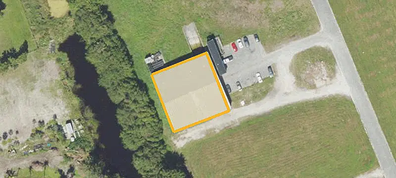 Warehouse with Grade-Level Doors