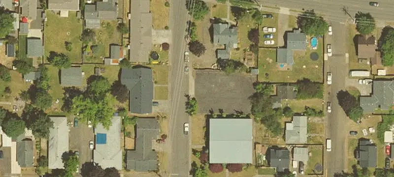 Commercial Land