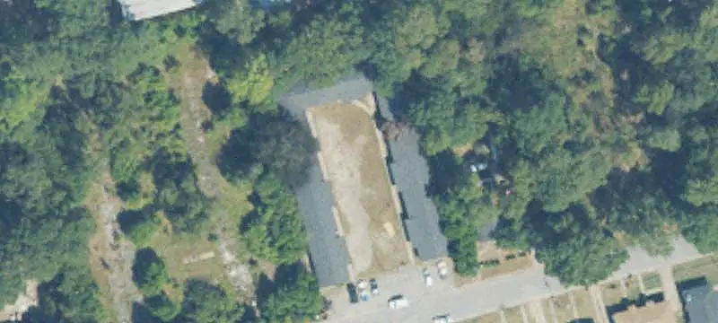 17-Unit Apartment Building