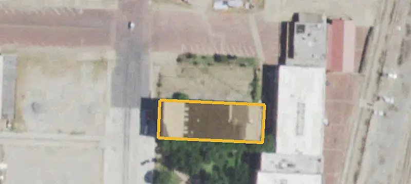 Warehouse Space With Overhead Door