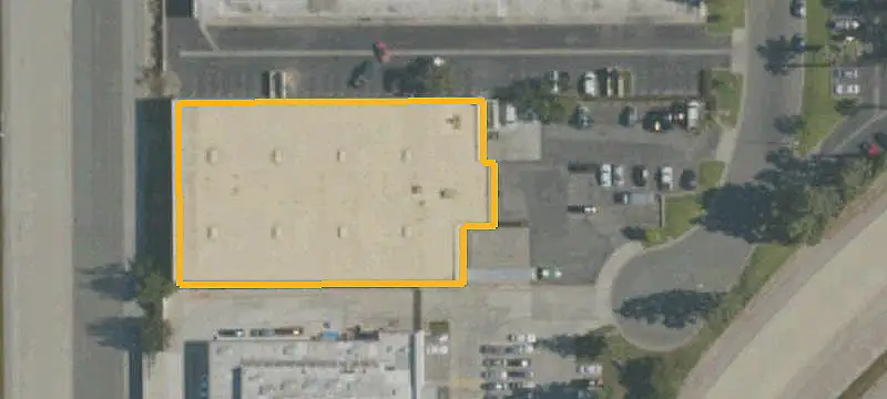 Freestanding Distribution Building