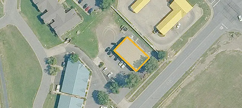 Corner-Lot Car Wash