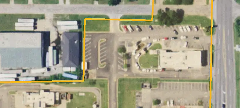 Specialty Property with Rear Parking