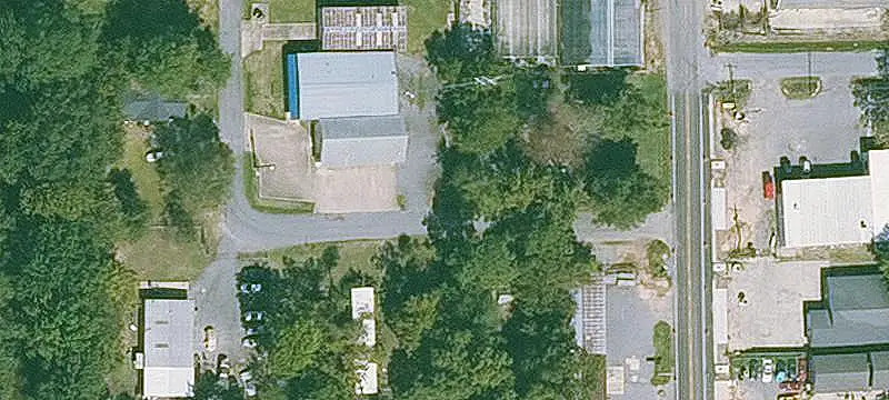 Multi-Building Auto Shop