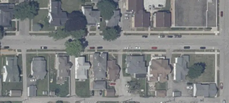 6-Unit Apartment Building