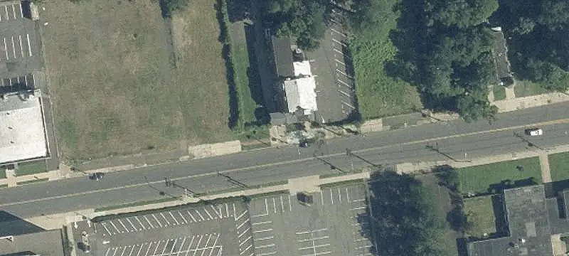 Multi-Level Specialty Property