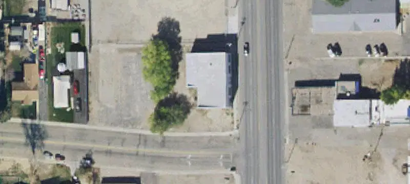 Retail and Warehouse Building