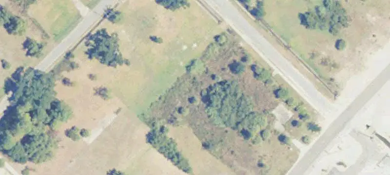 Commercial Land