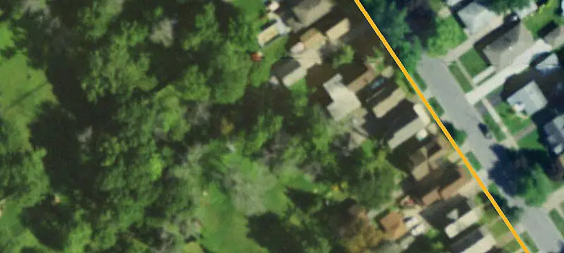 Duplex with Deep Lot