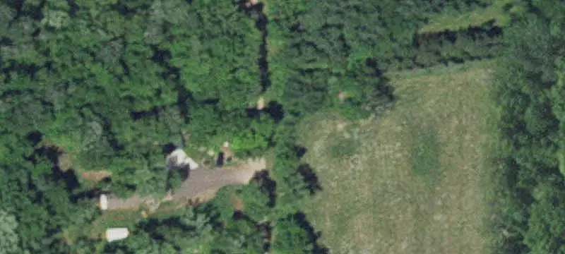 Hunting Land with Shop