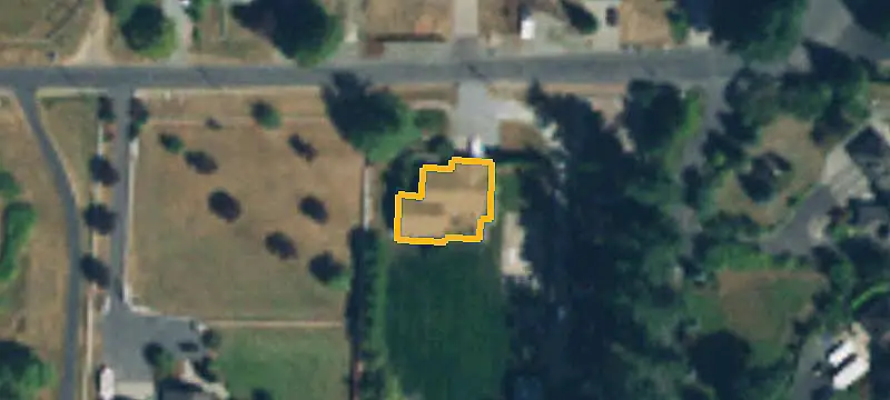 Fenced Yard Flex Property