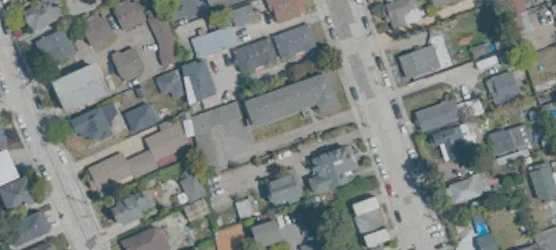 10-Unit Apartment Building