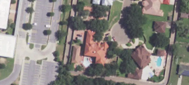 Multifamily Property with 2- and 3-Bedroom Units