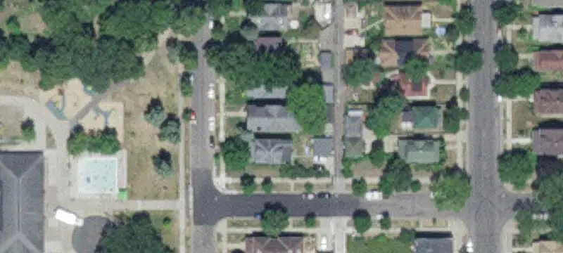 5-Unit Up-Down Apartment Building