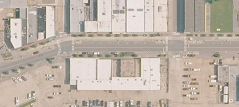 Mixed-Use Office and Warehouse Property