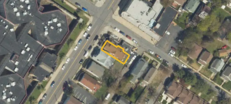 Mixed-Use Property with Restaurant