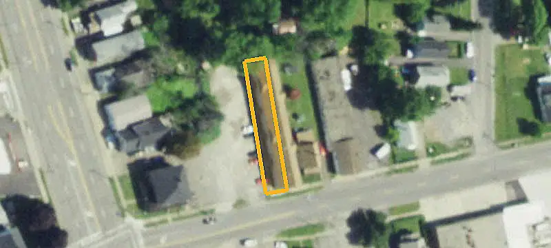 10-Unit Apartment Building
