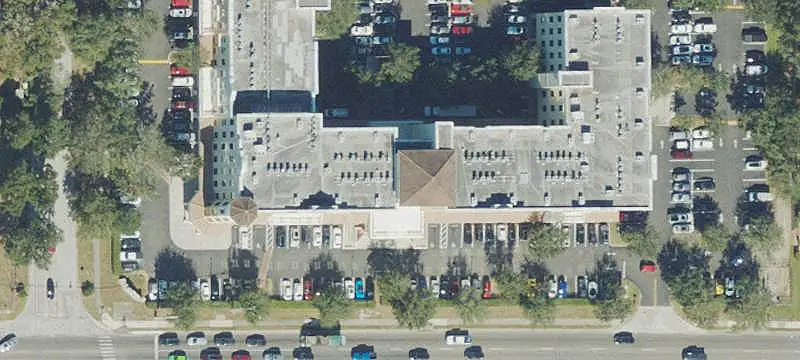 Elevator-Served Specialty Property