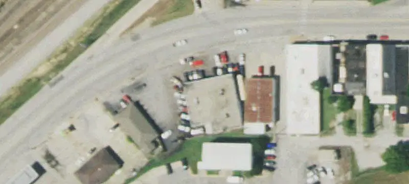 Open-Plan Storefront Space