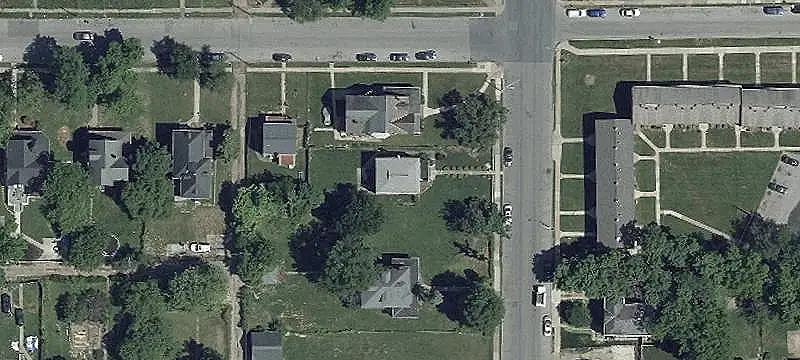 2-Unit Duplex with Hardwood Floors