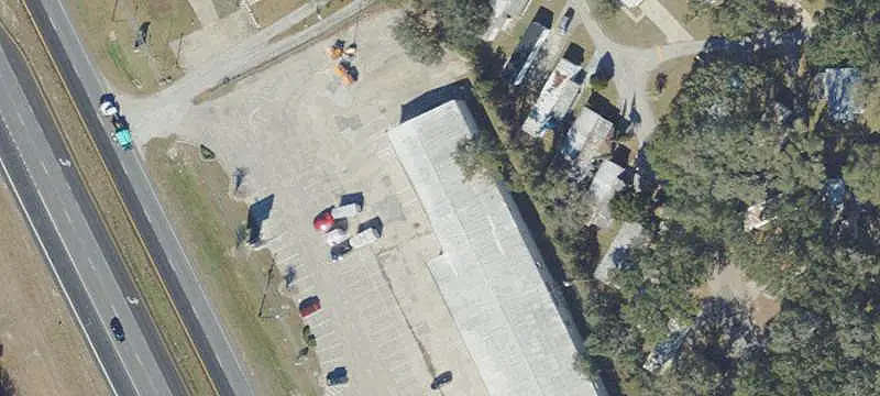 Flex Warehouse with Grade-Level Door