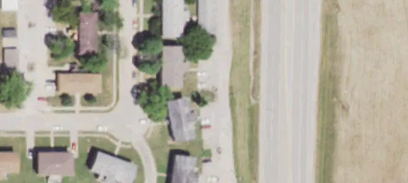 6-Unit Apartment Building