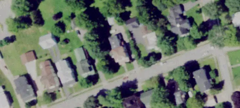 3-Unit Triplex with Garage
