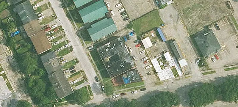 17-Unit Apartment Building with Pool
