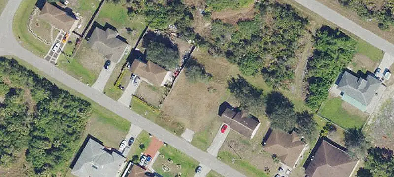 Vacant Land / Lots
