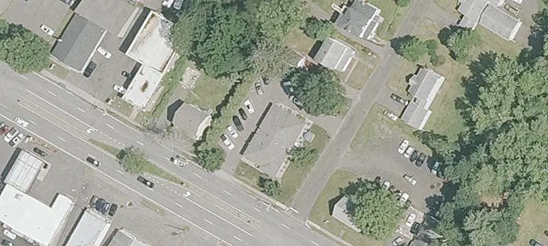 Single-Tenant Office Building