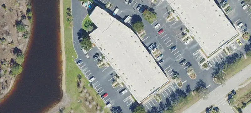 Flex Space with Grade-Level Access