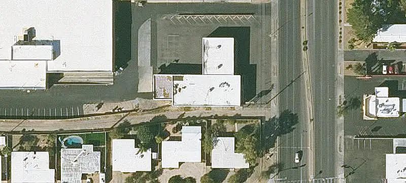Warehouse Space Near Auto Glass Service