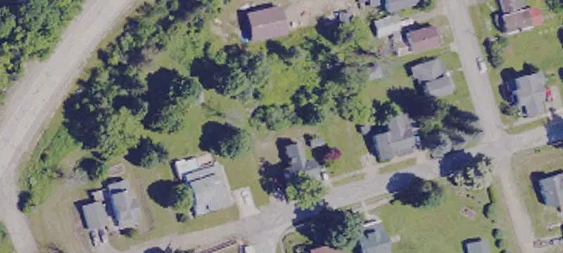 Duplex with Additional Lot