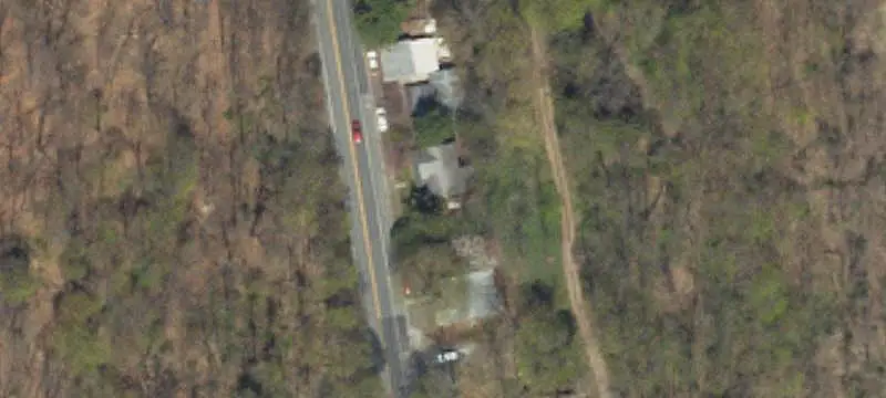 4-Unit Apartment Building