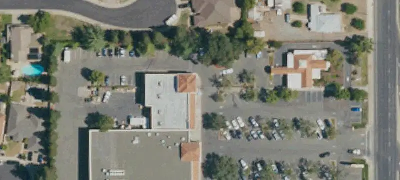 Endcap Retail Space
