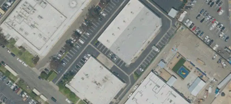 Multi-Tenant Flex Space with Offices