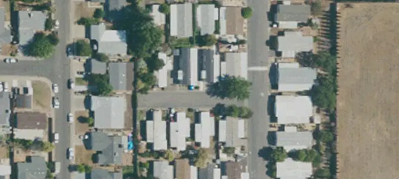 Specialty Property with Single-Wide Home