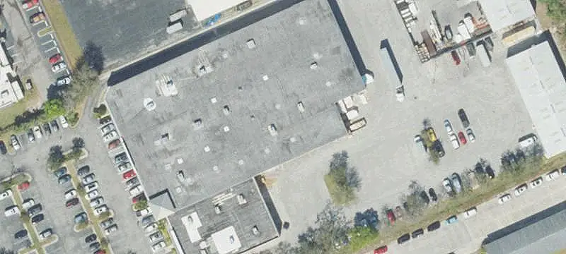 Self-Storage Unit with 14-Foot Door
