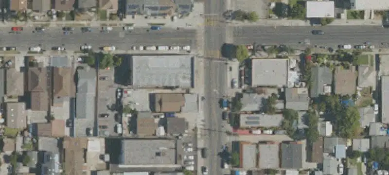Eight-Unit Apartment Building
