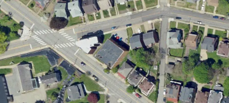 15-Unit Brick Apartment Building