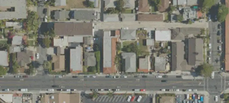 8-Unit Apartment Building