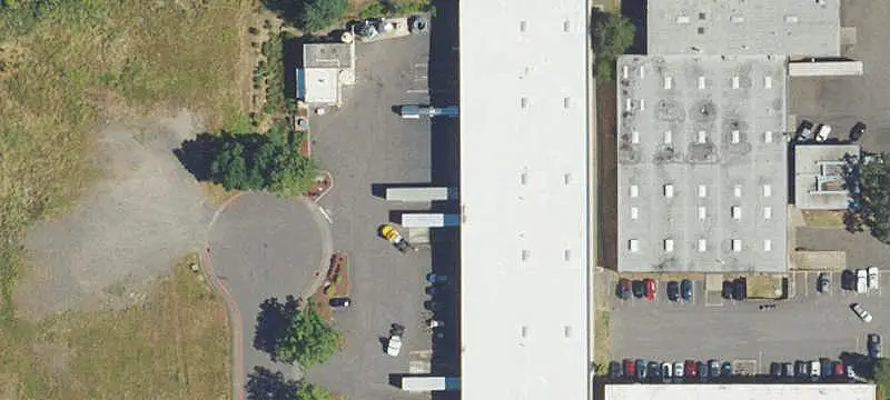 Standalone Distribution Building